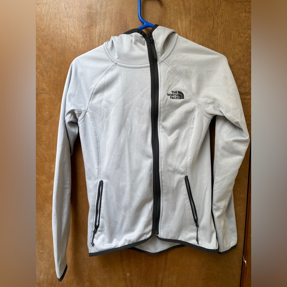 Donating end of July! The North Face Women’s Zip Hoodie